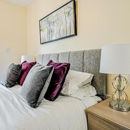 Kings Quarter - Four Bed Apartment - #0202 Maidenhead Zewnętrze zdjęcie
