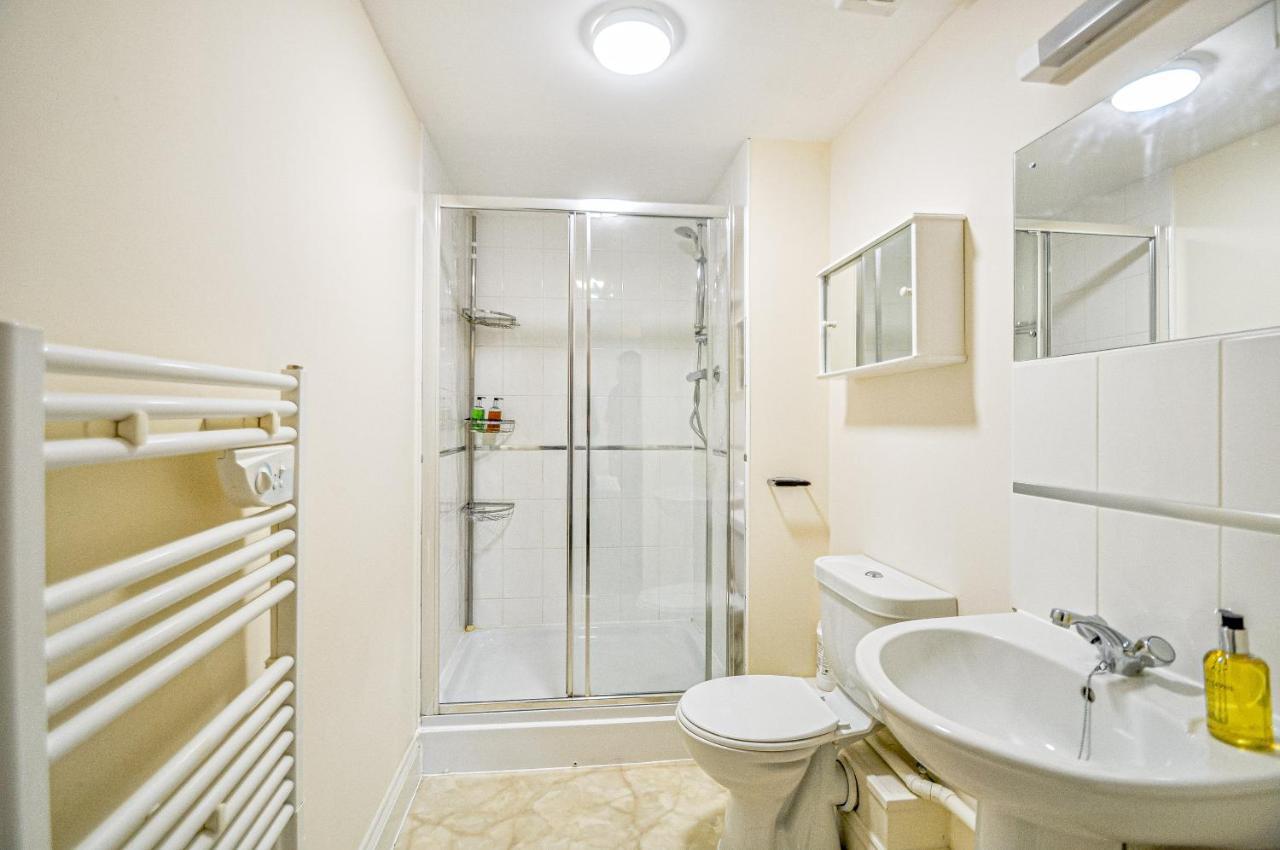 Kings Quarter - Four Bed Apartment - #0202 Maidenhead Zewnętrze zdjęcie
